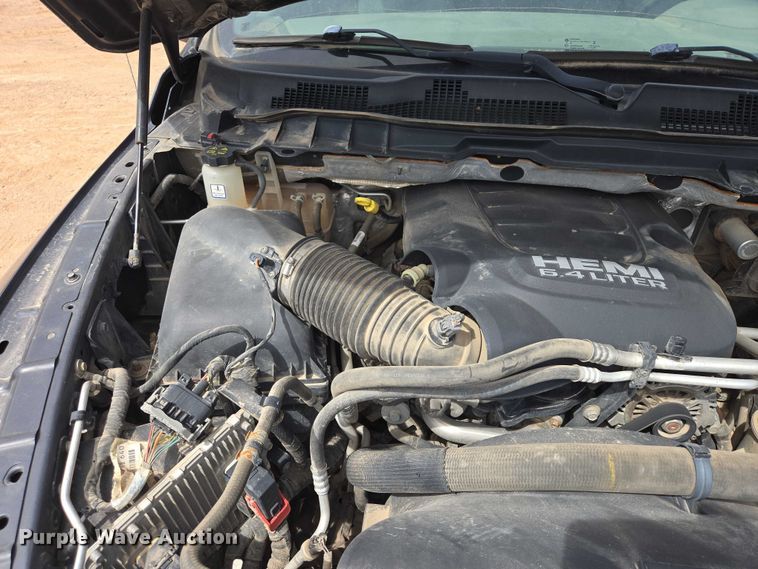 image for item EB1445 2014 RAM 2500HD Crew Cab pickup truck