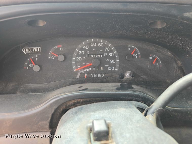 image for item EB1446 2000 Ford E350 box truck