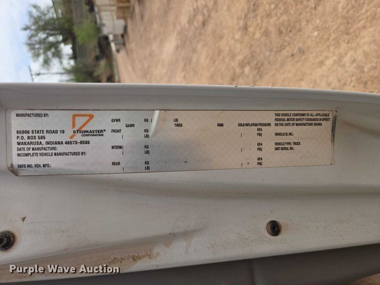 image for item EB1446 2000 Ford E350 box truck