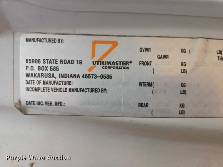 image for item EB1446 2000 Ford E350 box truck