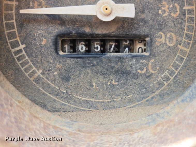 image for item EB1447 1972 Ford 8000 water truck
