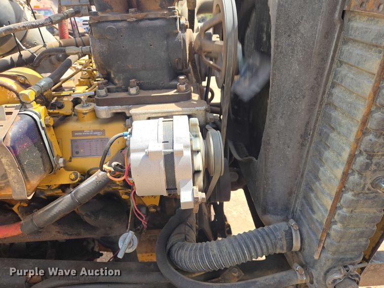 image for item EB1447 1972 Ford 8000 water truck