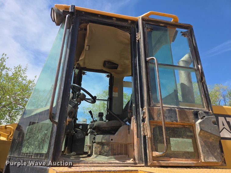 image for item EB1448 2000 Caterpillar 938G wheel loader
