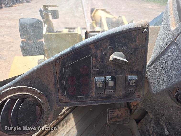 image for item EB1448 2000 Caterpillar 938G wheel loader