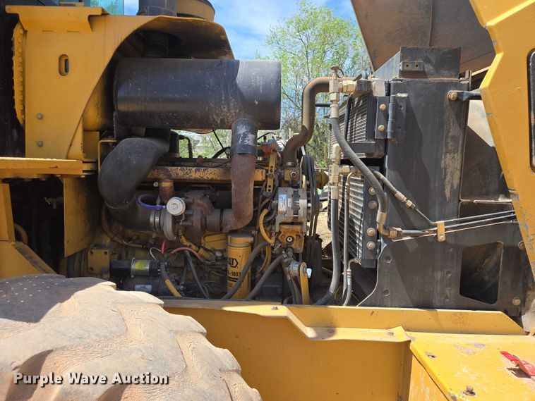 image for item EB1448 2000 Caterpillar 938G wheel loader