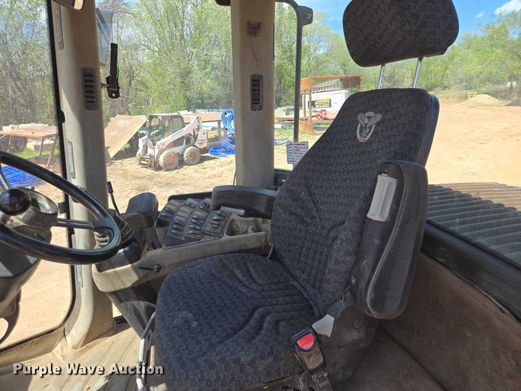 image for item EB1449 2006 Case 721E wheel loader