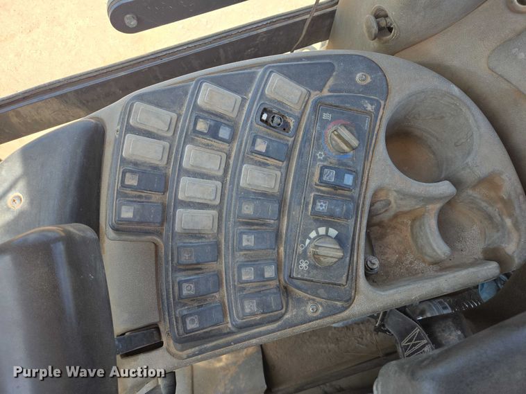 image for item EB1449 2006 Case 721E wheel loader
