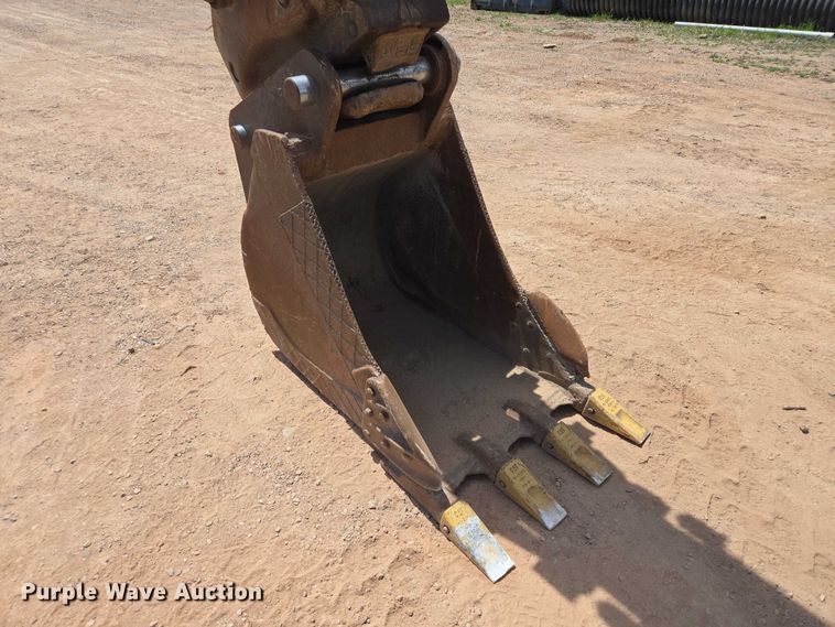 image for item EB1450 2012 Case CX350C excavator