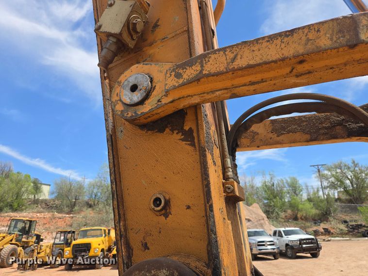 image for item EB1450 2012 Case CX350C excavator