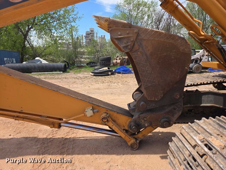 image for item EB1450 2012 Case CX350C excavator