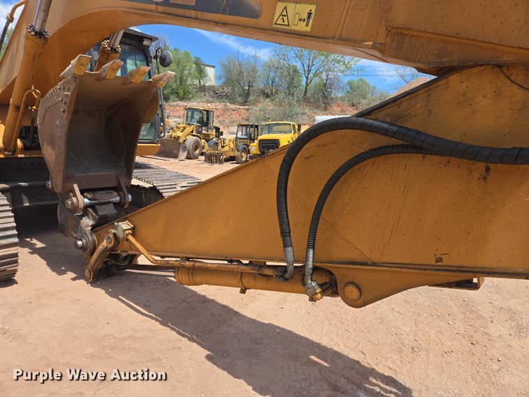 image for item EB1450 2012 Case CX350C excavator