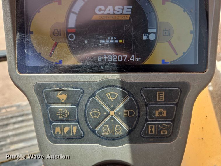 image for item EB1450 2012 Case CX350C excavator