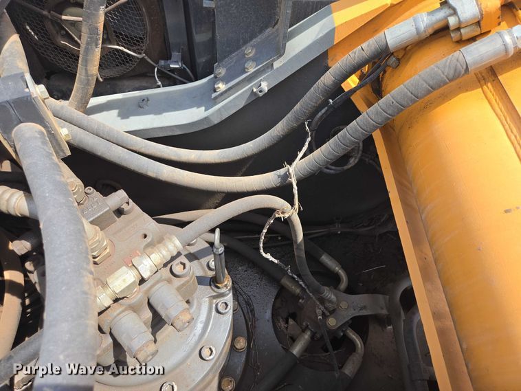 image for item EB1450 2012 Case CX350C excavator