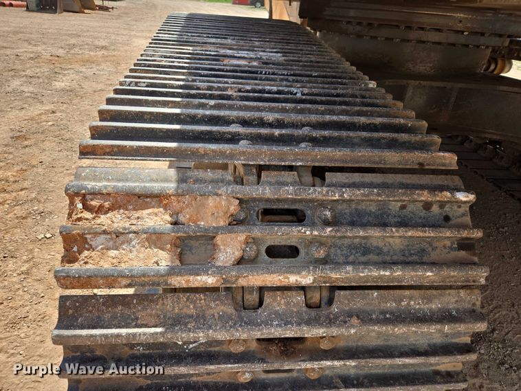 image for item EB1450 2012 Case CX350C excavator