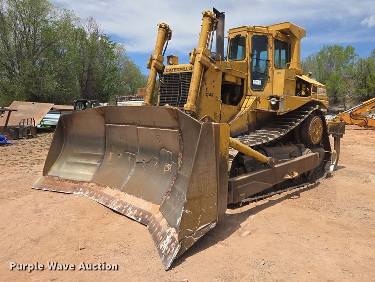 image for item EB1451 1984 Caterpillar D8L dozer