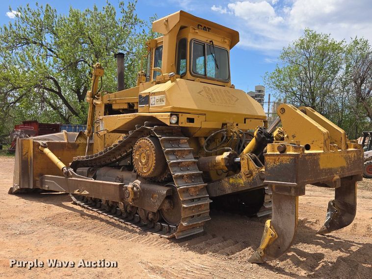 image for item EB1451 1984 Caterpillar D8L dozer