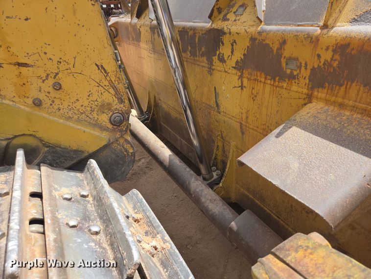 image for item EB1451 1984 Caterpillar D8L dozer