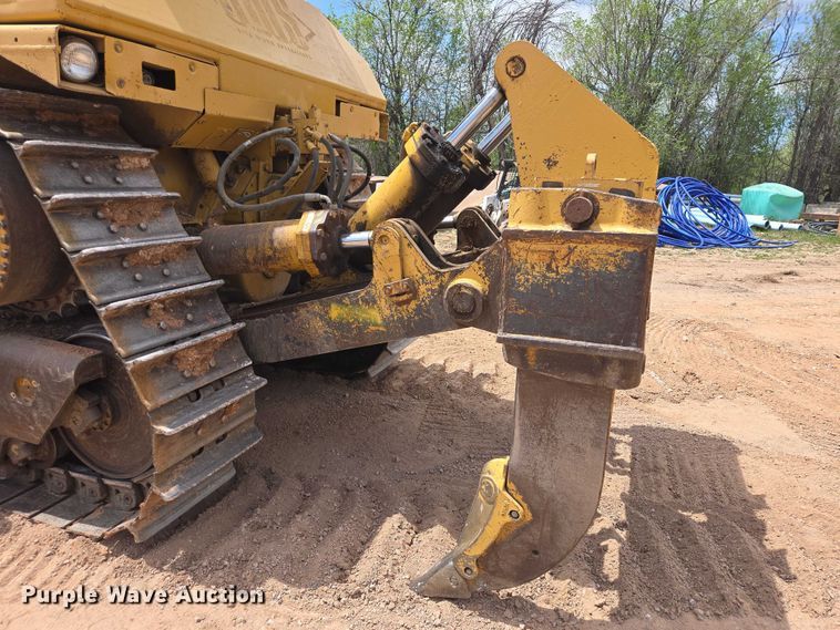 image for item EB1451 1984 Caterpillar D8L dozer