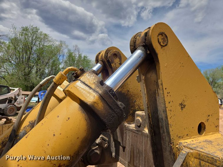 image for item EB1451 1984 Caterpillar D8L dozer