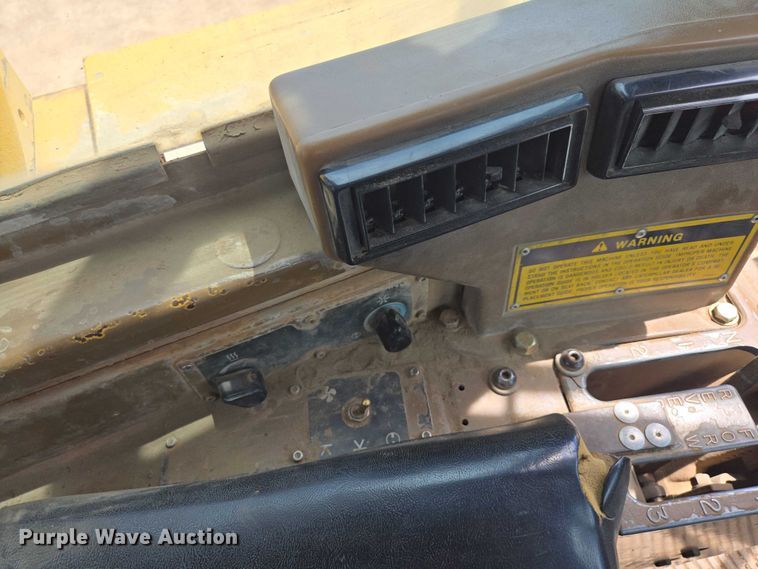 image for item EB1451 1984 Caterpillar D8L dozer