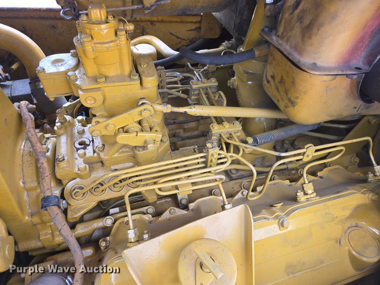 image for item EB1451 1984 Caterpillar D8L dozer