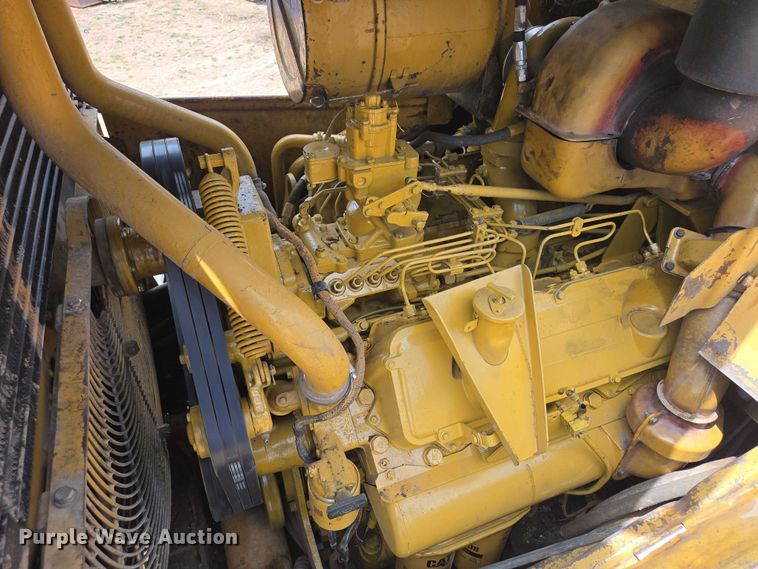 image for item EB1451 1984 Caterpillar D8L dozer