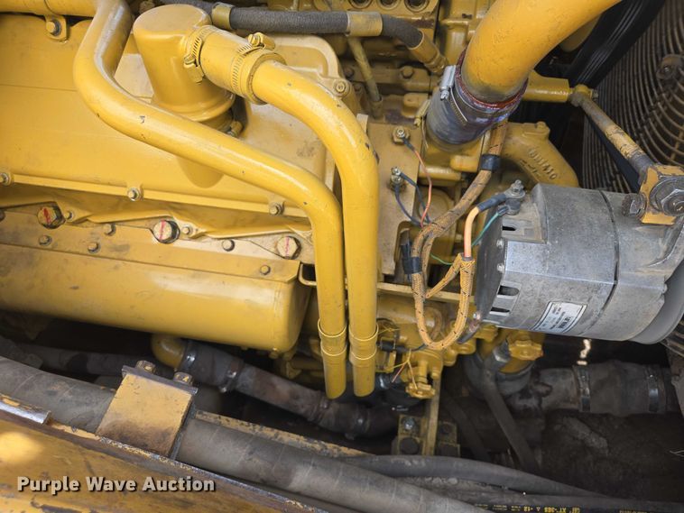 image for item EB1451 1984 Caterpillar D8L dozer