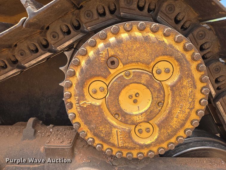 image for item EB1451 1984 Caterpillar D8L dozer