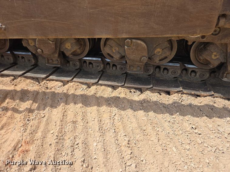 image for item EB1451 1984 Caterpillar D8L dozer