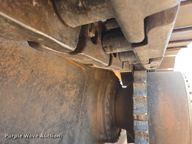image for item EB1451 1984 Caterpillar D8L dozer