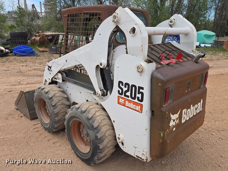 image for item EB1452 2008 Bobcat S205 skid steer loader