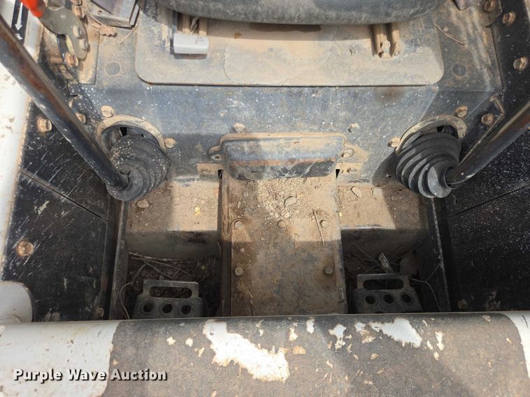 image for item EB1452 2008 Bobcat S205 skid steer loader