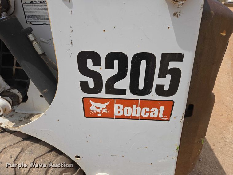image for item EB1452 2008 Bobcat S205 skid steer loader