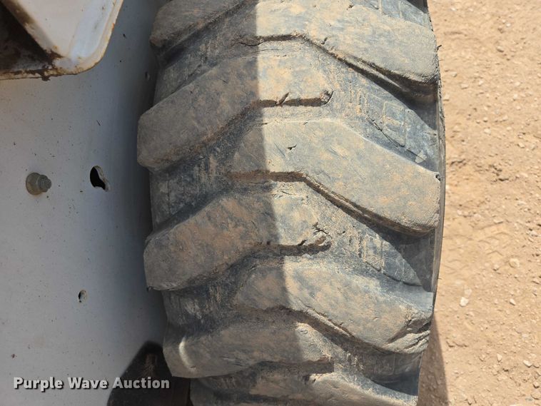 image for item EB1452 2008 Bobcat S205 skid steer loader
