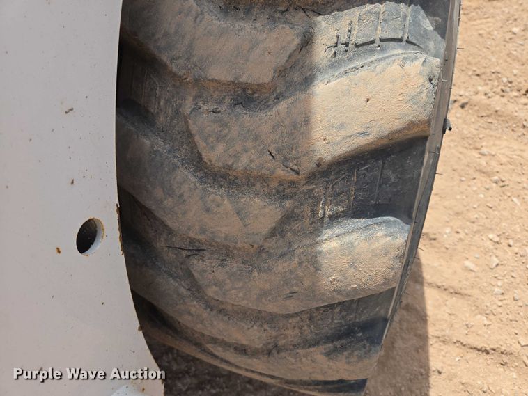 image for item EB1452 2008 Bobcat S205 skid steer loader