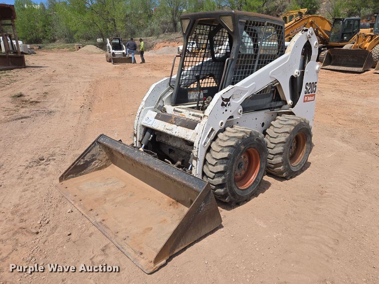 image for item EB1453 2008 Bobcat S205 skid steer loader