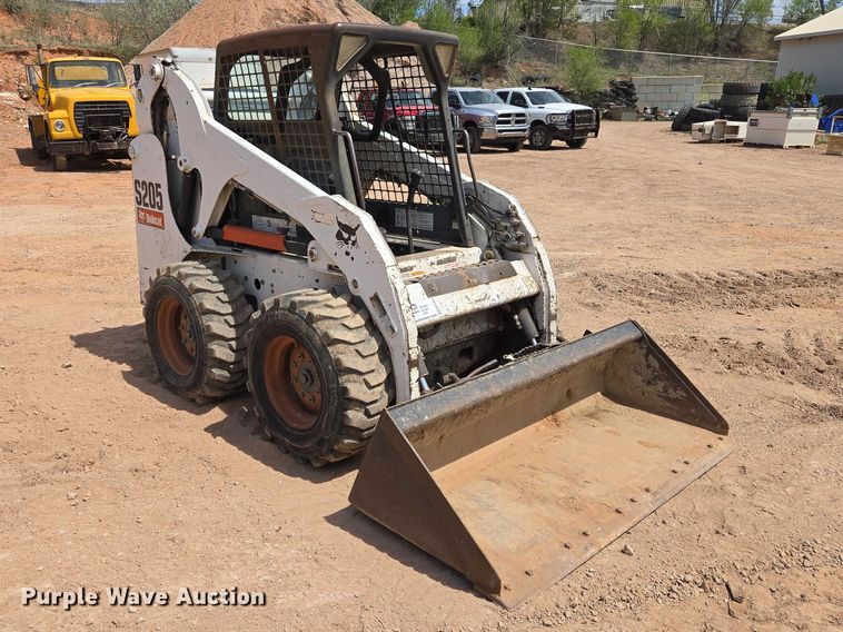 image for item EB1453 2008 Bobcat S205 skid steer loader
