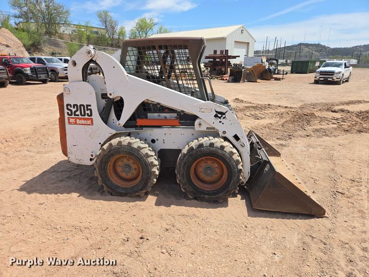 image for item EB1453 2008 Bobcat S205 skid steer loader