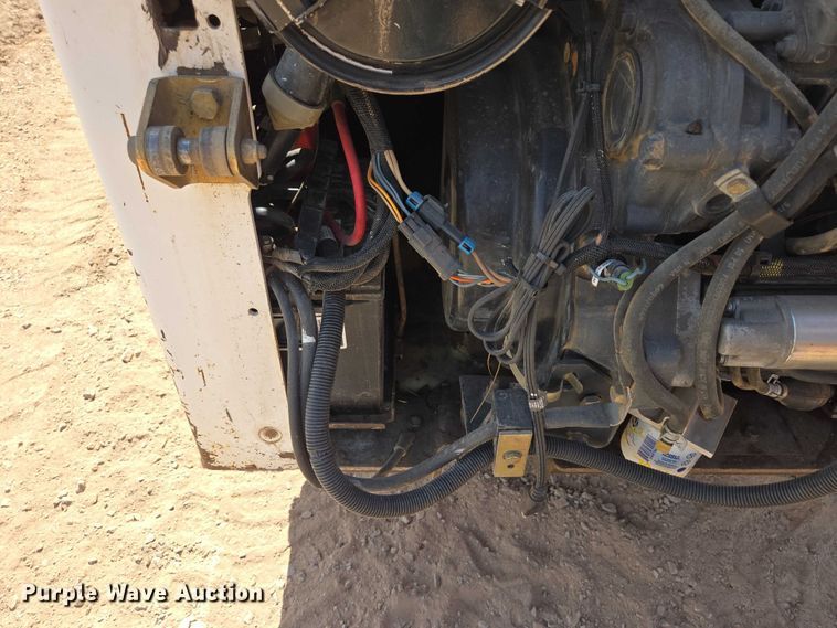 image for item EB1453 2008 Bobcat S205 skid steer loader