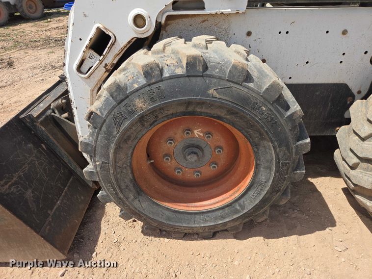 image for item EB1453 2008 Bobcat S205 skid steer loader