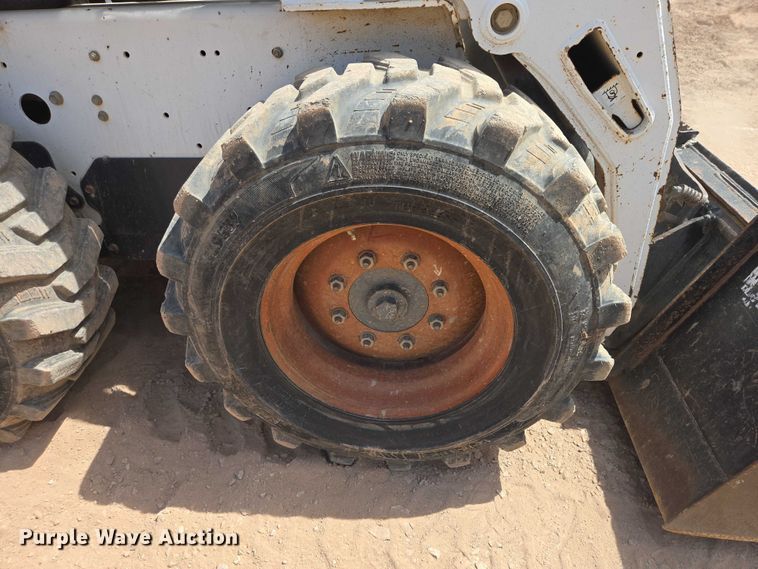 image for item EB1453 2008 Bobcat S205 skid steer loader
