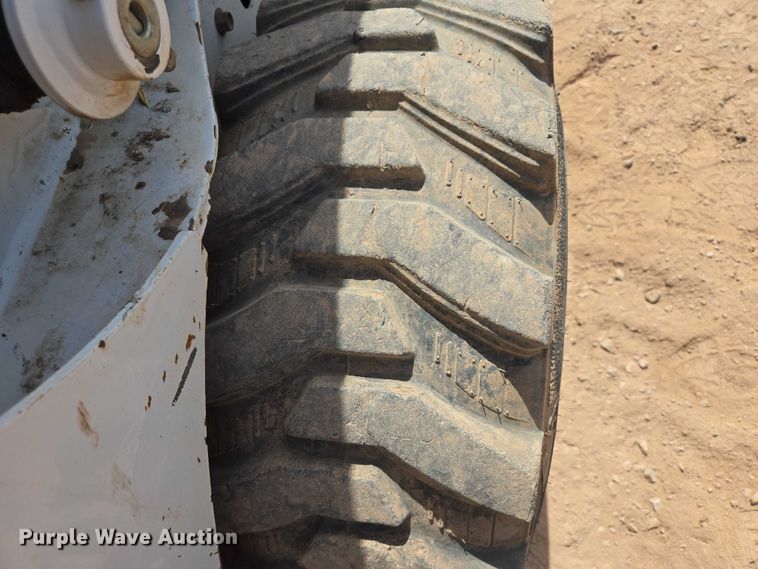image for item EB1453 2008 Bobcat S205 skid steer loader