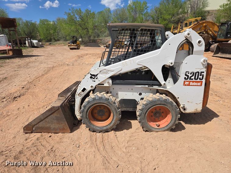 image for item EB1454 2008 Bobcat S205 skid steer loader