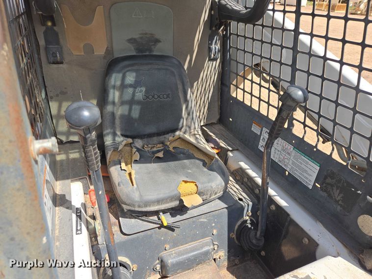 image for item EB1454 2008 Bobcat S205 skid steer loader