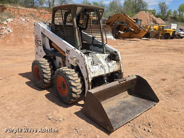 image for item EB1455 2000 Bobcat 863 skid steer loader