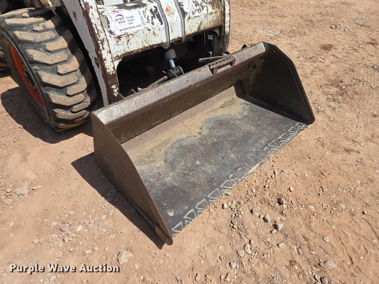 image for item EB1455 2000 Bobcat 863 skid steer loader