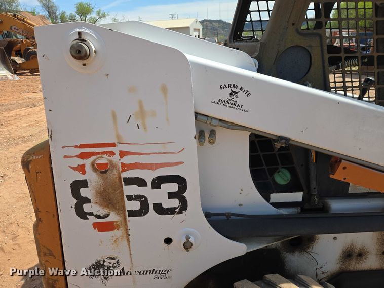 image for item EB1455 2000 Bobcat 863 skid steer loader