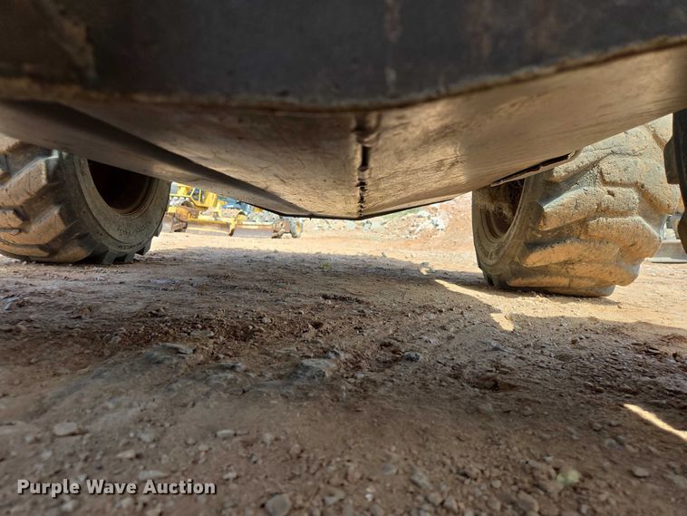 image for item EB1455 2000 Bobcat 863 skid steer loader