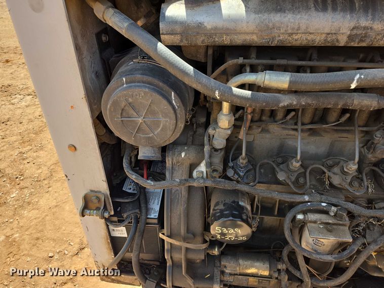 image for item EB1455 2000 Bobcat 863 skid steer loader