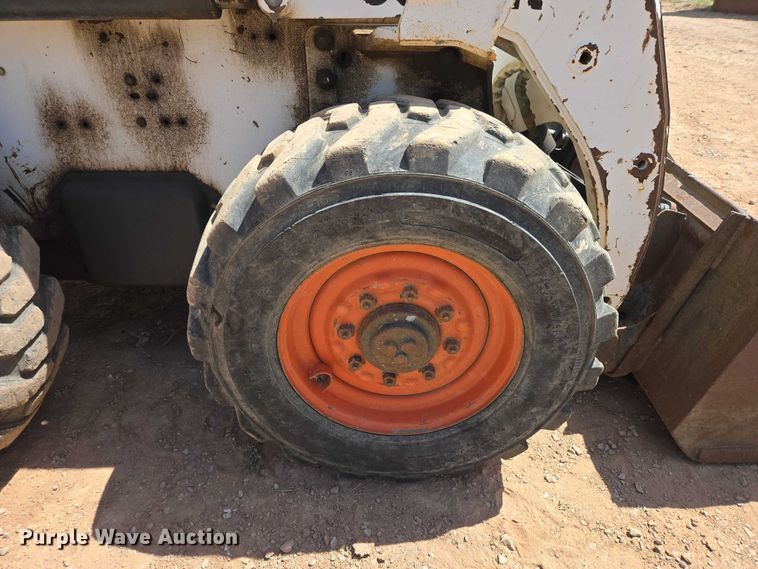 image for item EB1455 2000 Bobcat 863 skid steer loader